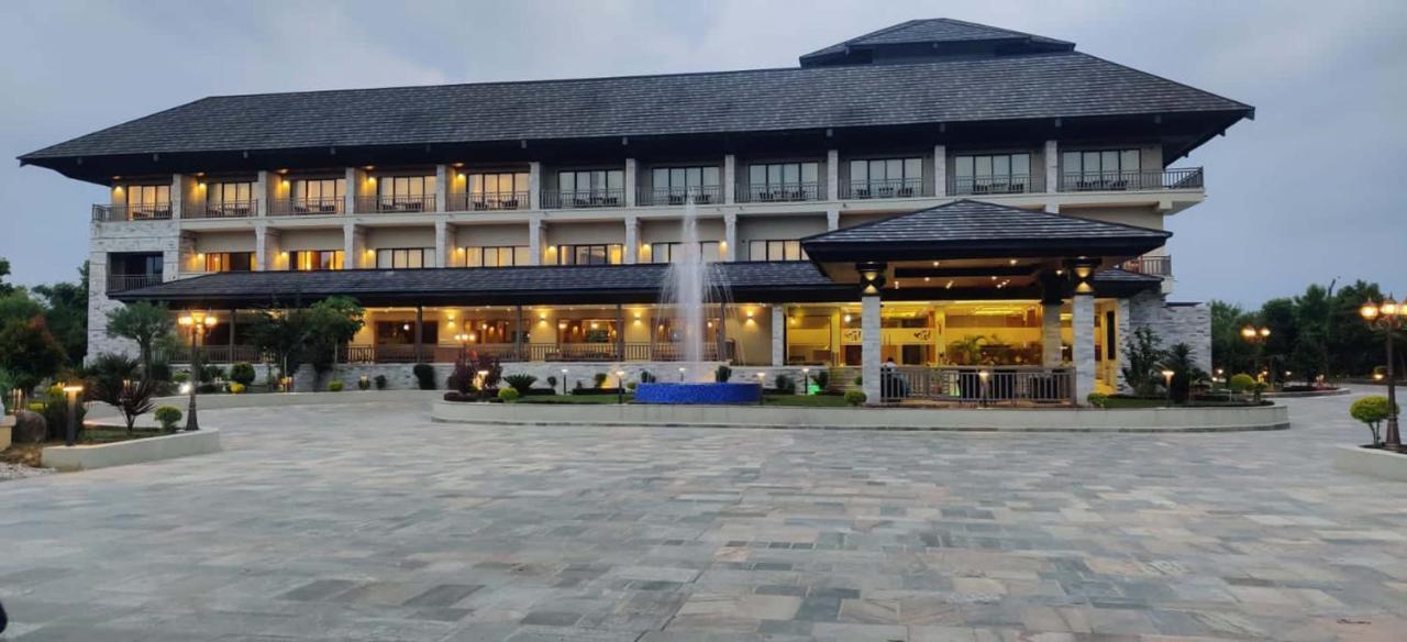 Soaltee Westend Resort Chitwan Ngoại thất bức ảnh