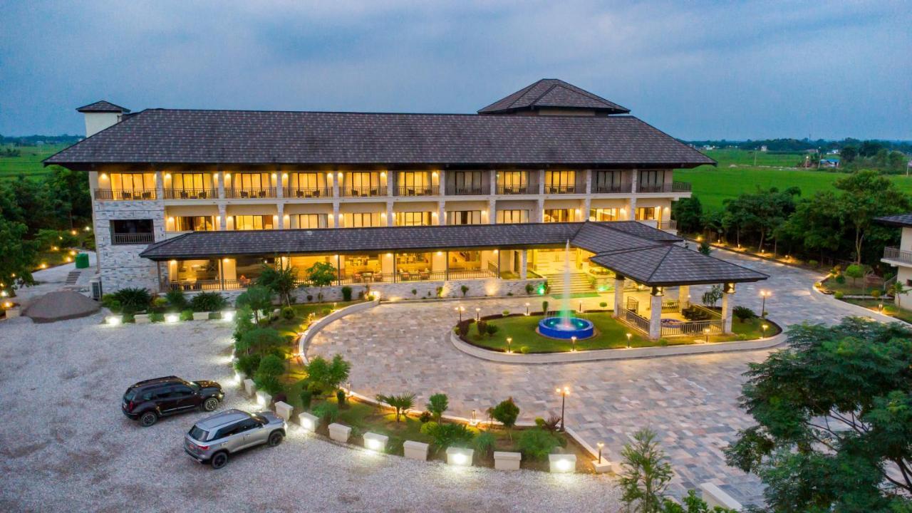 Soaltee Westend Resort Chitwan Ngoại thất bức ảnh