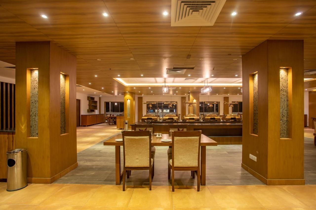 Soaltee Westend Resort Chitwan Ngoại thất bức ảnh