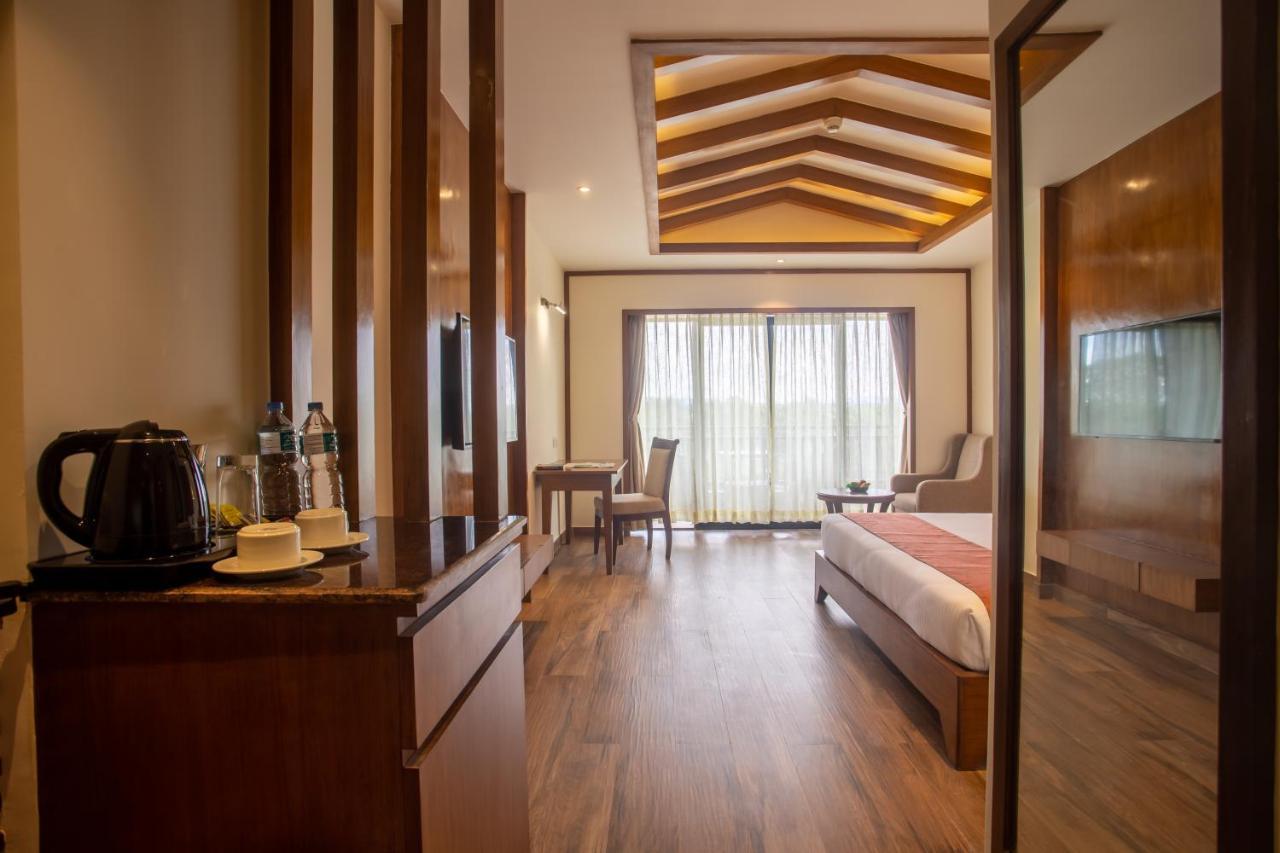 Soaltee Westend Resort Chitwan Ngoại thất bức ảnh