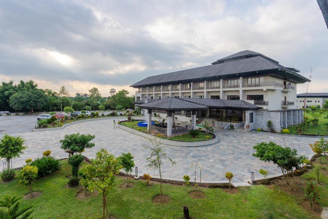 Soaltee Westend Resort Chitwan Ngoại thất bức ảnh