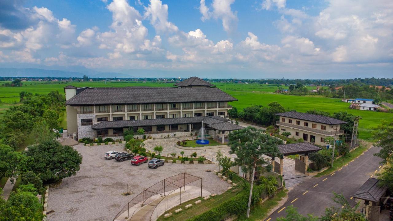 Soaltee Westend Resort Chitwan Ngoại thất bức ảnh