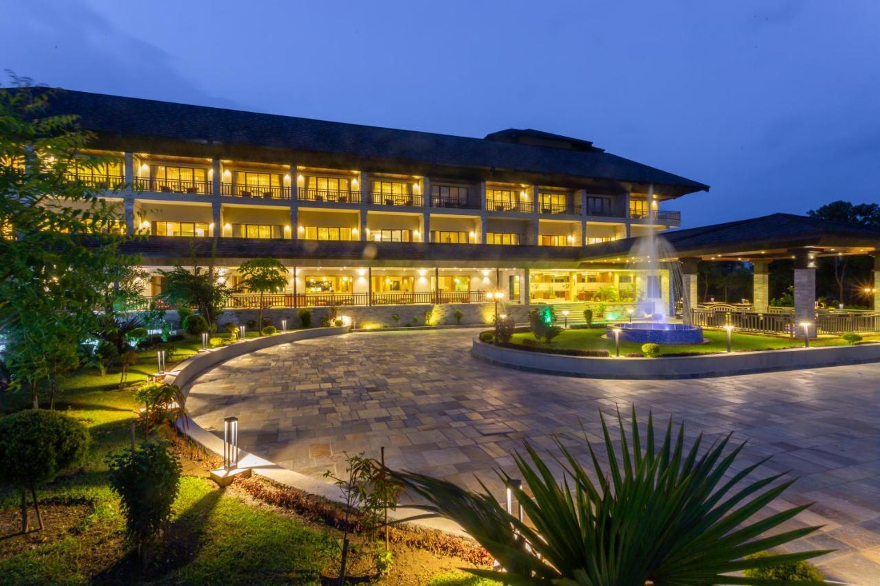 Soaltee Westend Resort Chitwan Ngoại thất bức ảnh